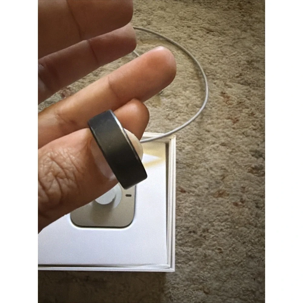 Oura Ring Gen 4 Stealth Black Size 8—READ**2-3 Days Of Battery Life
